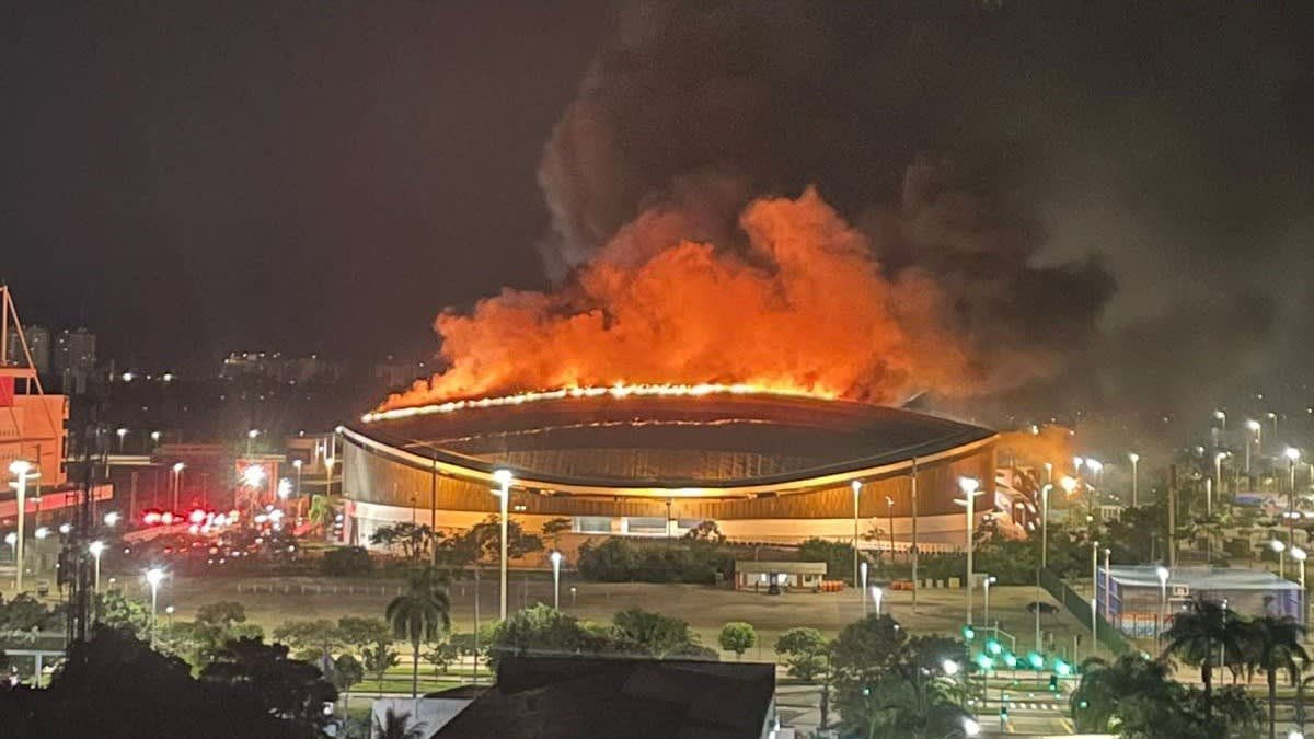 Incêndio atinge Velódromo Olímpico do Rio durante Mundial de esgrima