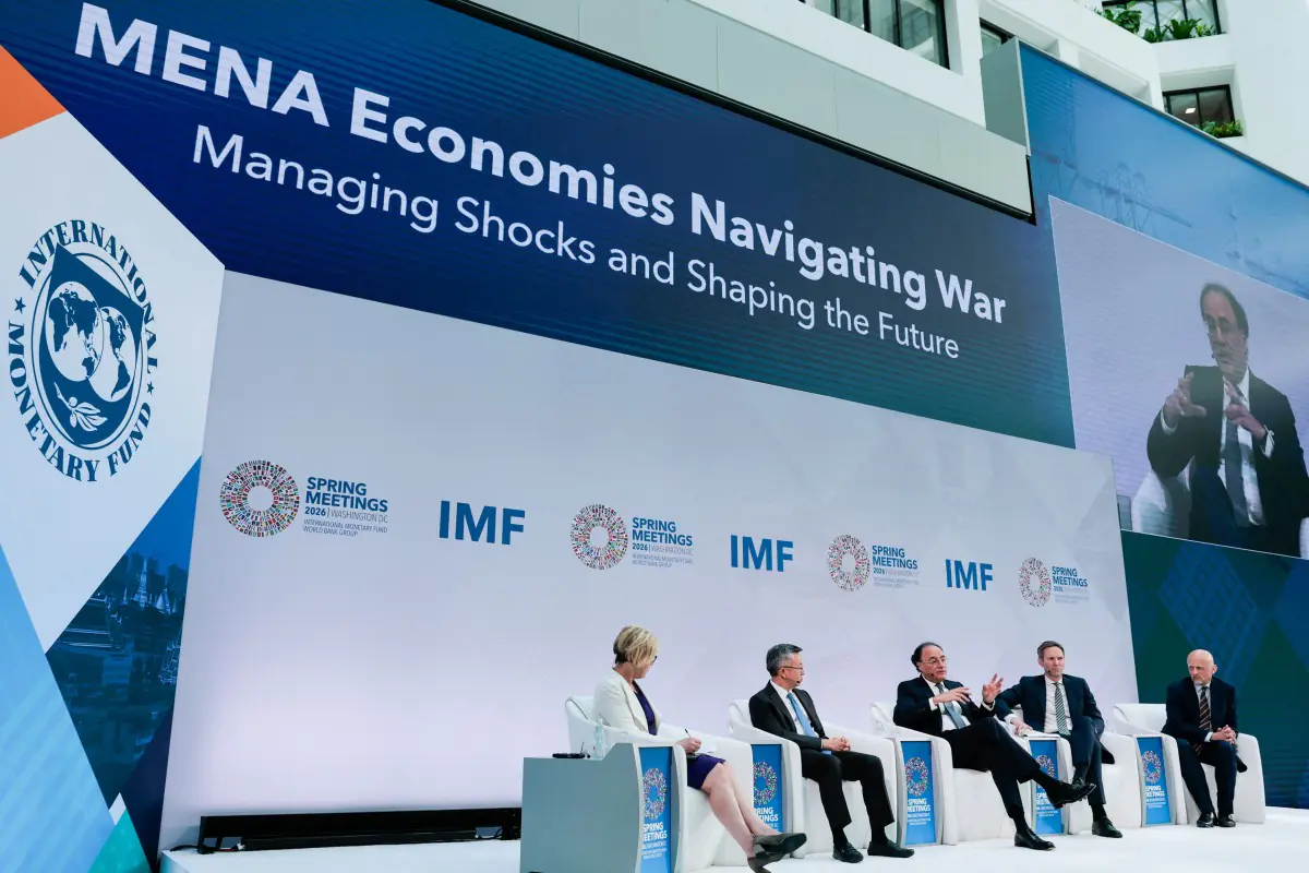 PIB do Brasil: FMI eleva projeção de crescimento para 2026 enquanto mundo desacelera